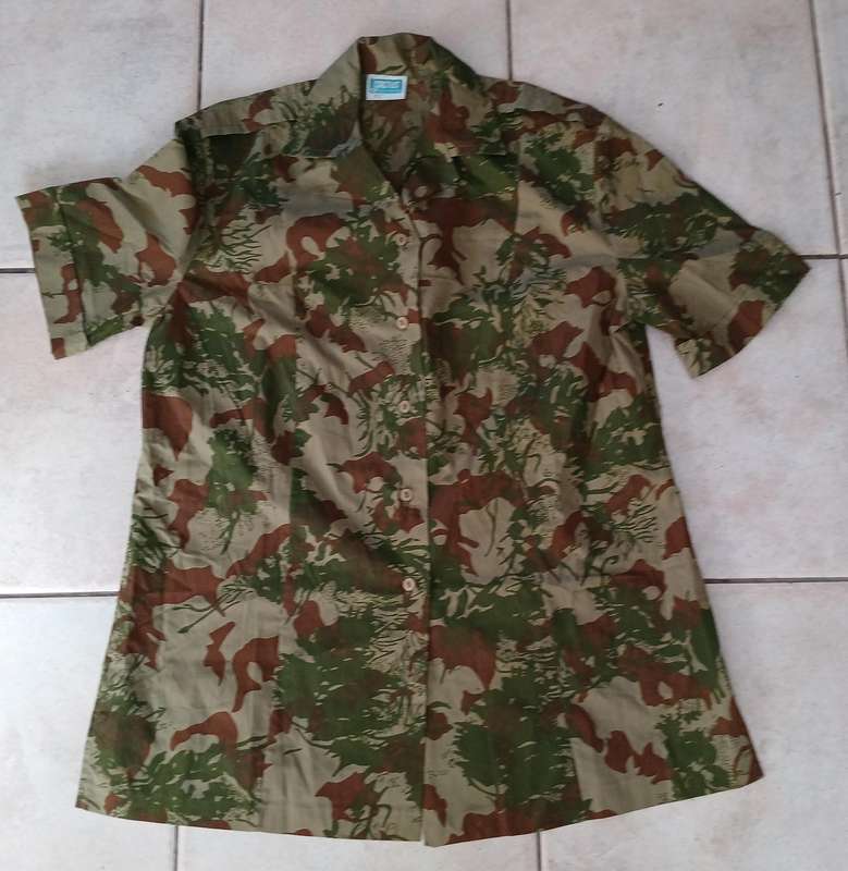 Ladies Camo Shirt / Blouse