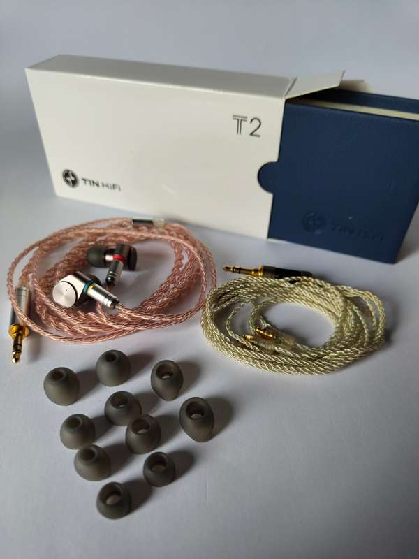 FiiO M7 and TIN HIFI T2 Earphones with Accessories