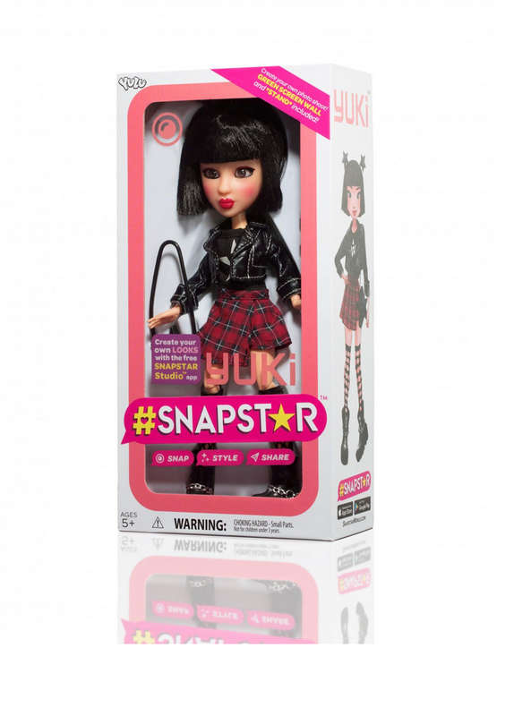 STAPSTAR Poseable Dolls - Yuki - Create Your Own Looks with The Free Snapstar Studio App