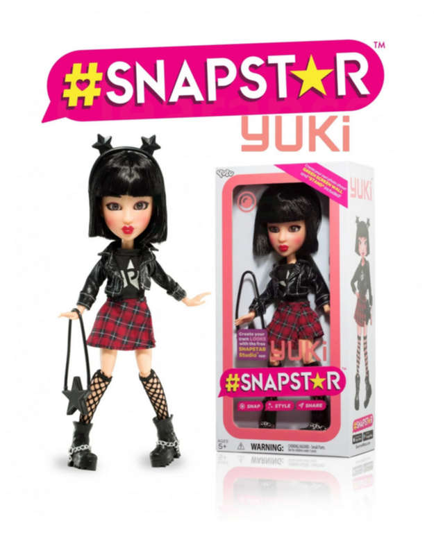 STAPSTAR Poseable Dolls - Yuki - Create Your Own Looks with The Free Snapstar Studio App