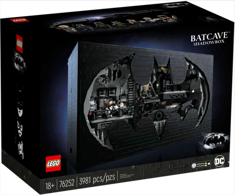 LEGO 76252 Batcave Shadow Box Collectors Grail