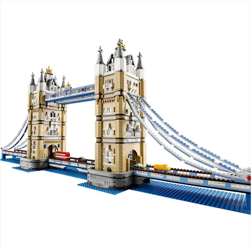 LEGO 10214 Tower Bridge (Discontinued by Manufacturer 2010) Collectors Grail