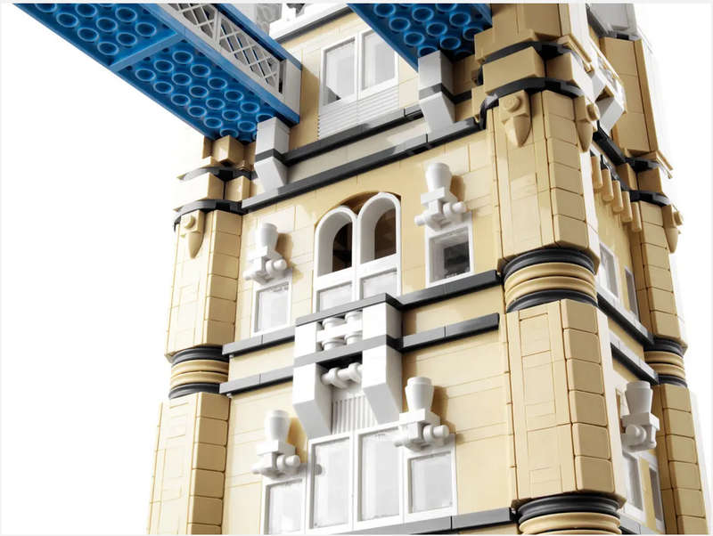LEGO 10214 Tower Bridge (Discontinued by Manufacturer 2010) Collectors Grail