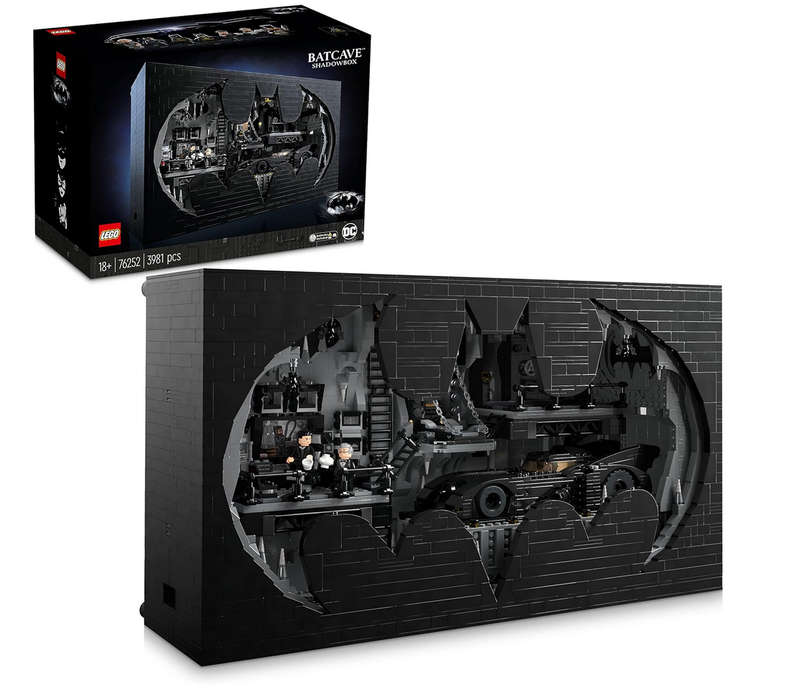 LEGO 76252 Batcave Shadow Box Collectors Grail
