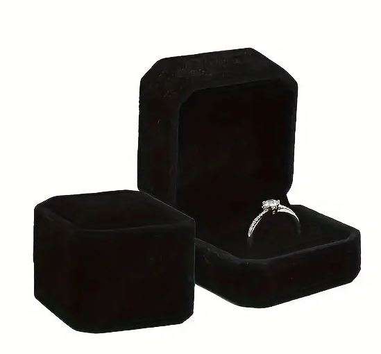 Black Velvet Ring Box  Elegant, Unbranded & Travel-Friendly