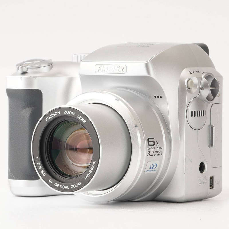 Fujifilm Finepix S304 - 3.2MP - 6x Zoom - Digital Camera