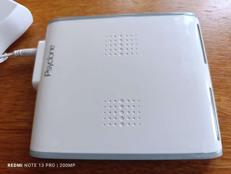 Psyclone Wii Charge Station