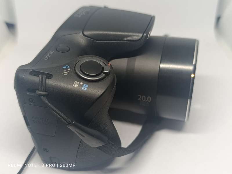 Canon POWERSHOT SX410iS - 20MP - 40x Zoom - Digital Camera