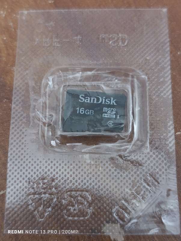 SanDisk Micro SDHC 16GB