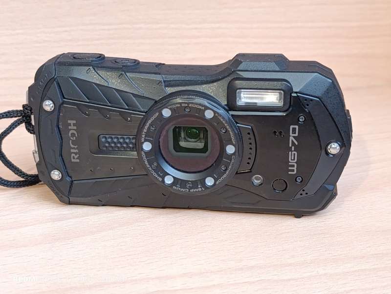Ricoh WG-70 - 16MP - 5x Zoom - Waterproof Digital Camera