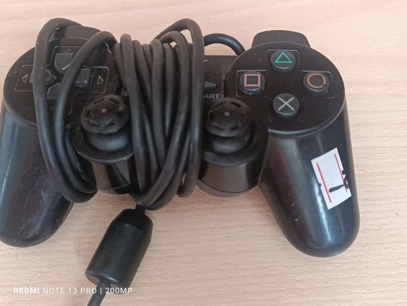 Playstation 2 Controller - FOR PARTS OR REPAIR