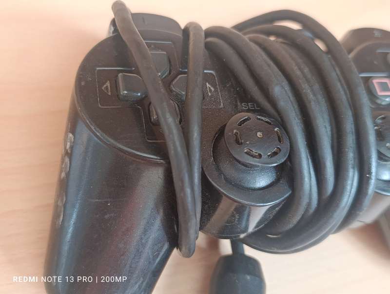 Playstation 2 Controller - FOR PARTS OR REPAIR