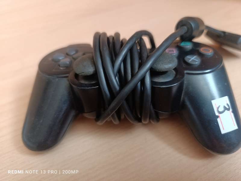 Playstation 2 Controller - FOR PARTS OR REPAIR