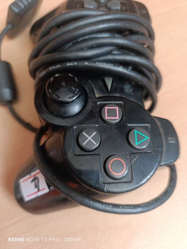 Playstation 2 Controller - FOR PARTS OR REPAIR