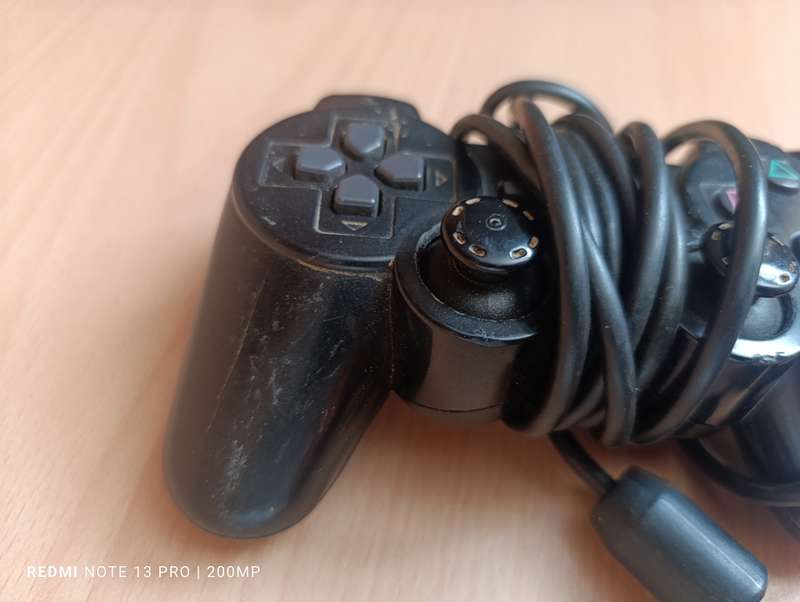 Playstation 2 Controller - FOR PARTS OR REPAIR