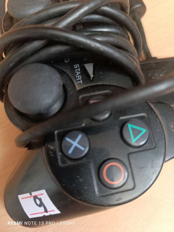 Playstation 2 Controller - FOR PARTS OR REPAIR