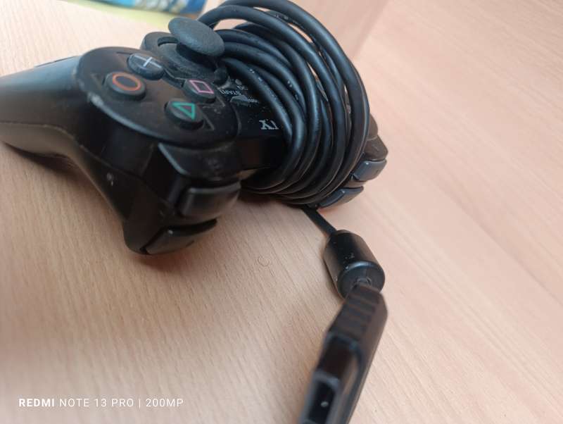 Playstation 2 Controller - FOR PARTS OR REPAIR