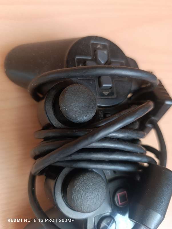 Playstation 2 Controller - FOR PARTS OR REPAIR