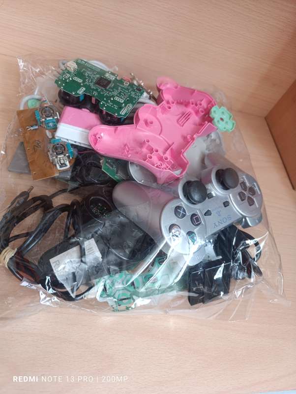 Ps2 Comtroller Parts
