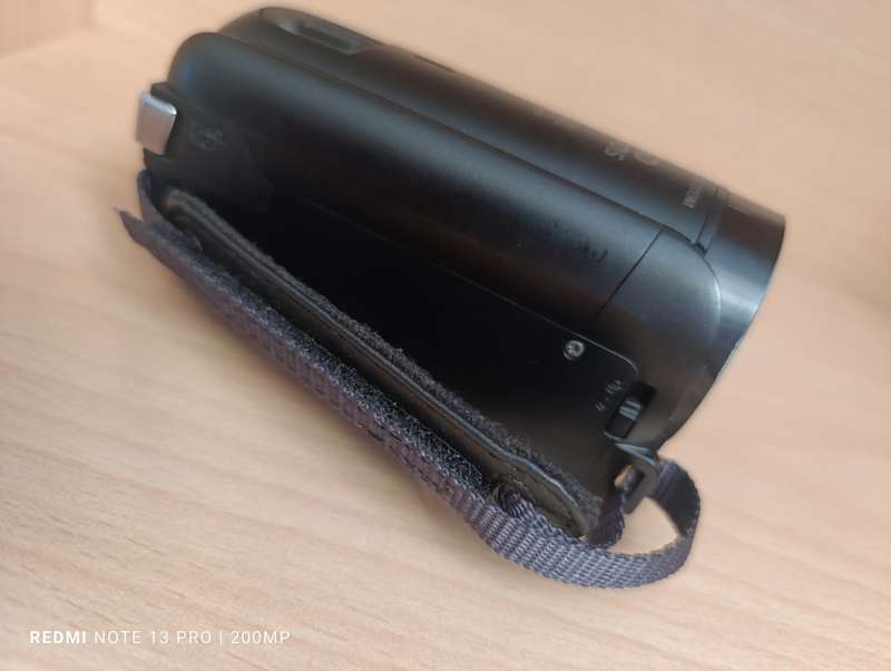 Canon Legria HF R806 - Full HD Camcorder