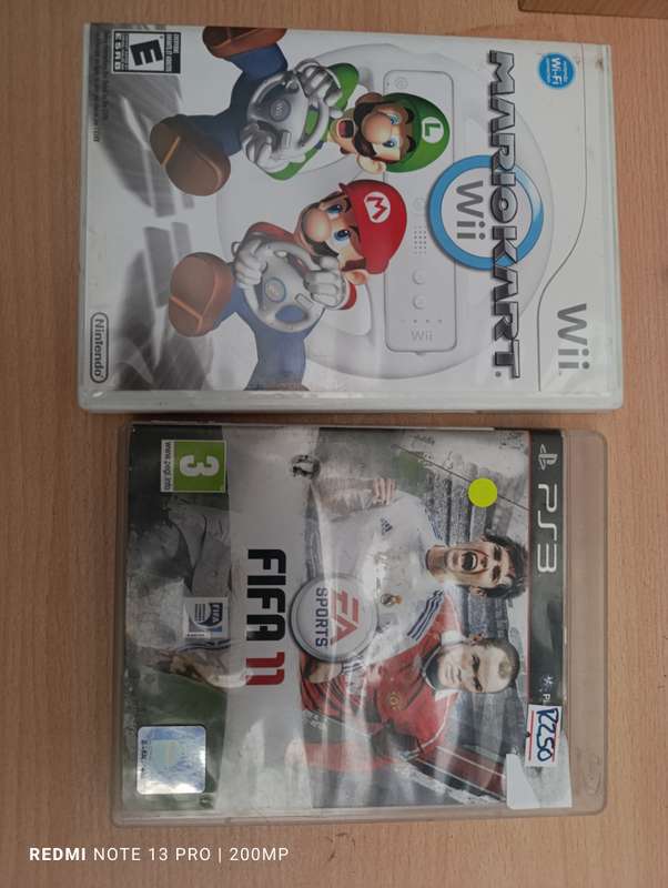 Games needs cleaning - Wii Mario Kart + Ps3 Fifa 10