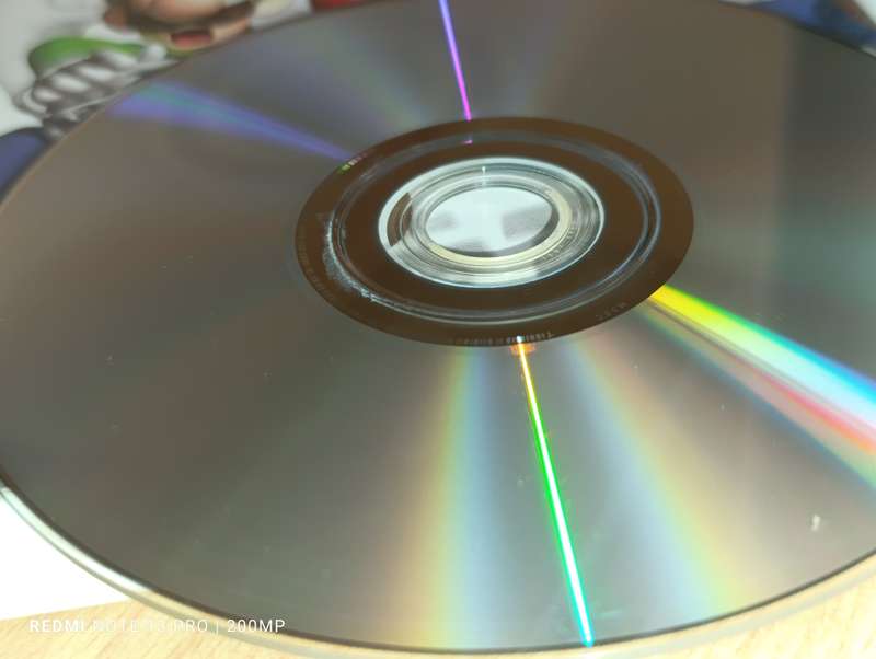 Games needs cleaning - Wii Mario Kart + Ps3 Fifa 10