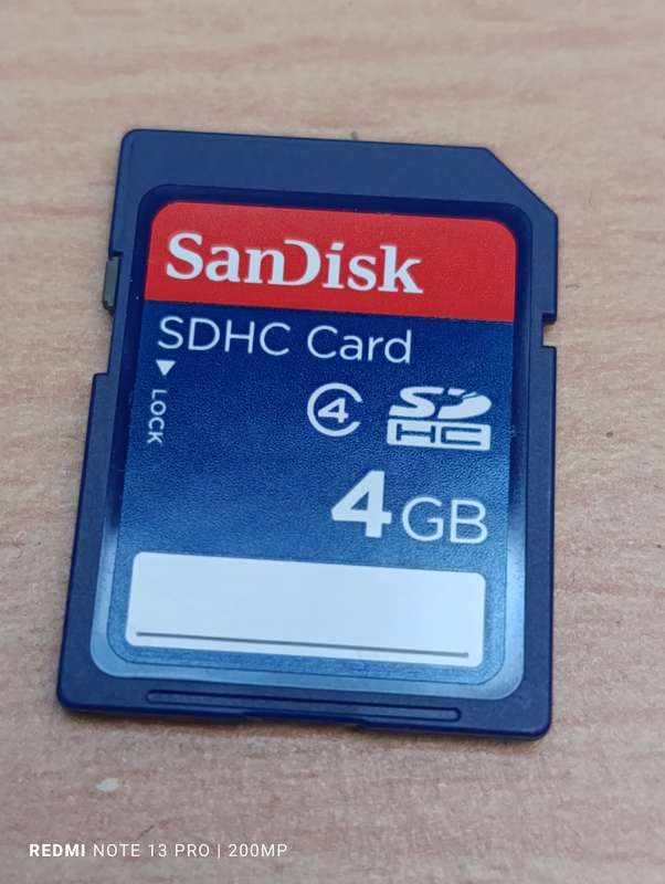 SanDisk SDHC 4GB