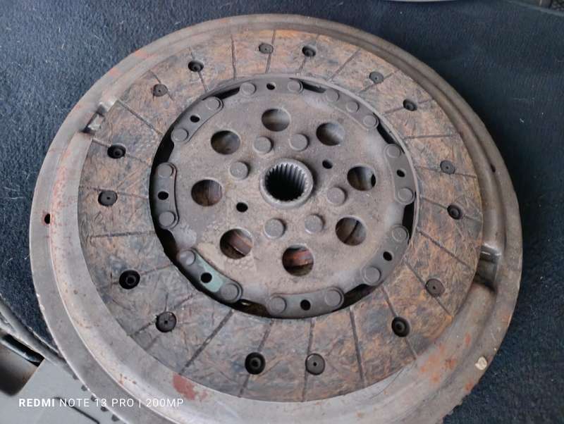 Nissan Xtrail T30 QR25 Clutch + Flywheel - Used