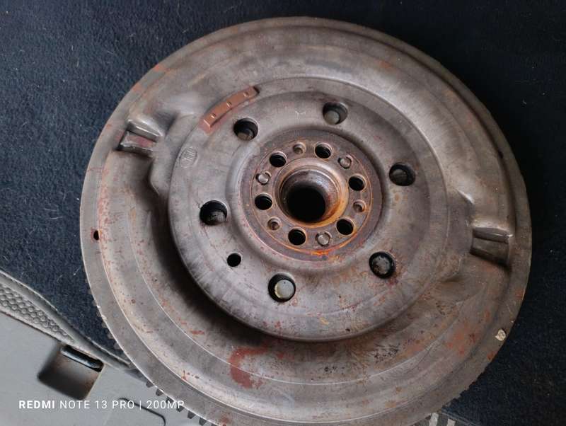 Nissan Xtrail T30 QR25 Clutch + Flywheel - Used