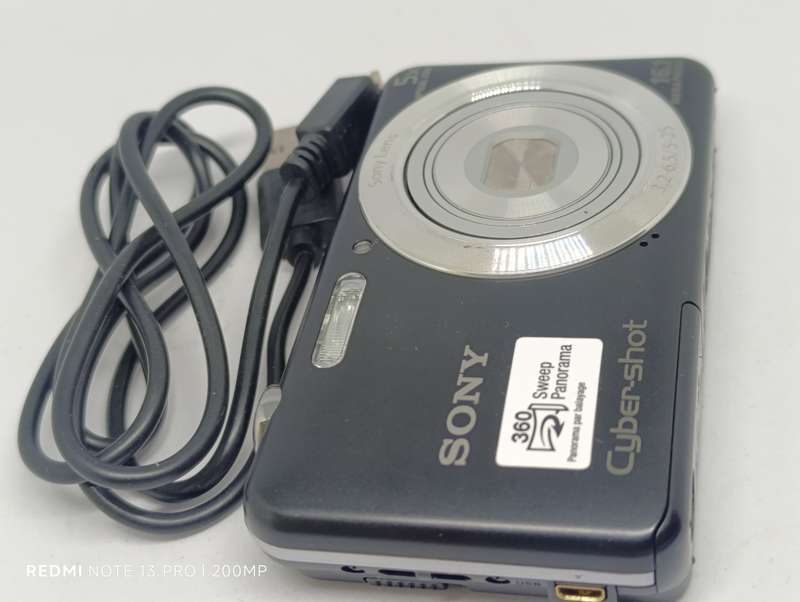 Sony Cyber-shot DSC-W710 - 16.1MP - 5x Zoom - Digital Camera