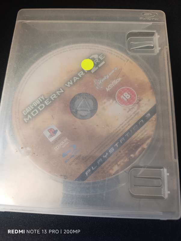Ps3 Call of Duty Modern Warfare 2 - Needs cleaning