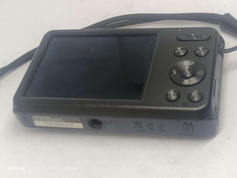 Samsung ES95 - 16.2MP - 5x Zoom - Digital Camera