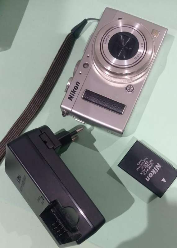 Nikon Coolpix A - 16.2MP - Digital Camera