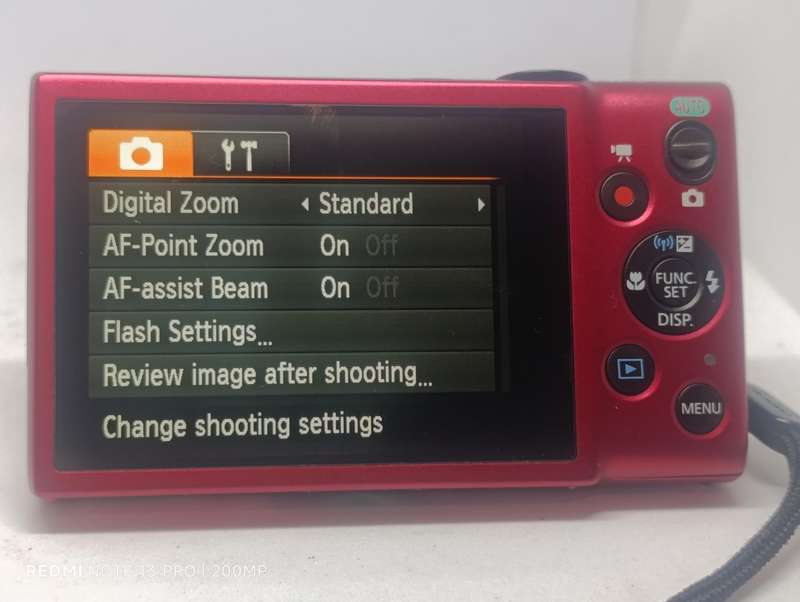Canon IXUS 140 - 16MP - 8x Zoom - Digital Camera - No Charger included
