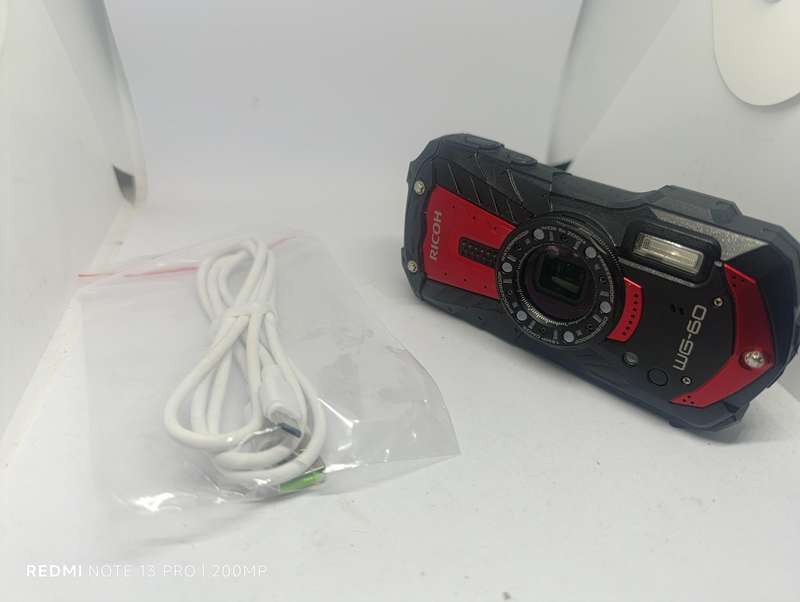 Ricoh WG-60 - 16MP - 5x Zoom - Waterproof Digital Camera
