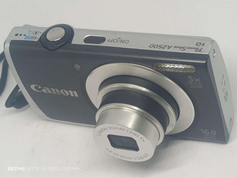Canon POWERSHOT A2500 - 16MP - 5x Zoom - Digital Camera - No Charger