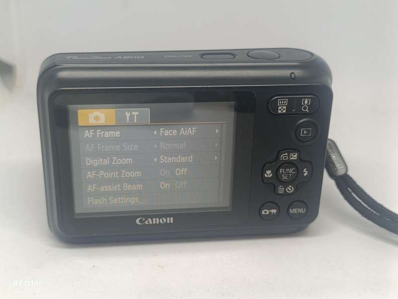 Canon PowerShot A800 - 10MP - 3.3x Zoom - Digital Camera