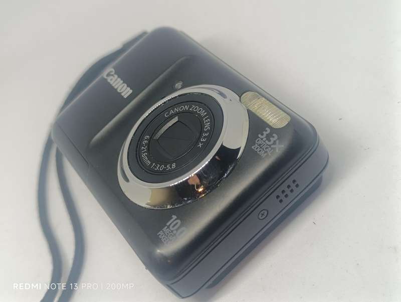 Canon PowerShot A800 - 10MP - 3.3x Zoom - Digital Camera