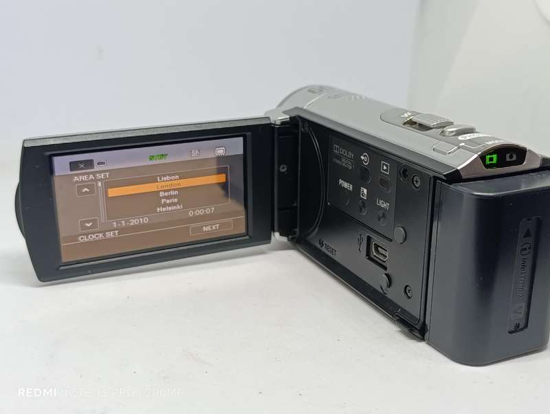 Sony DCR-SX44 4GB Handycam - 60x Optical Zoom
