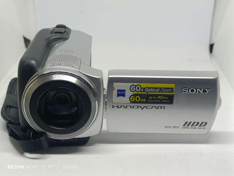 Sony DCR-SR47E 60GB Handycam - 60x Optical Zoom