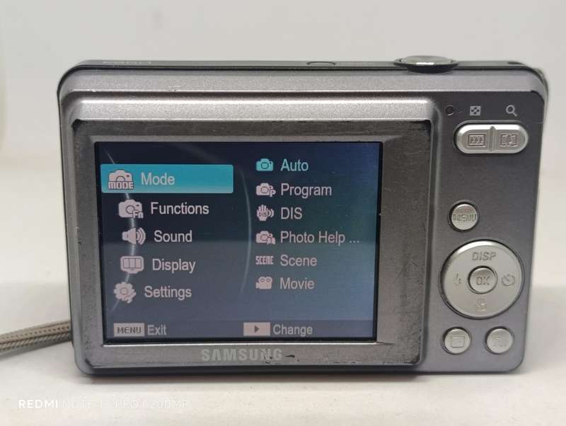 Samsung ES60 (flash not working ) - 12.2MP - 3x Zoom - Digital Camera