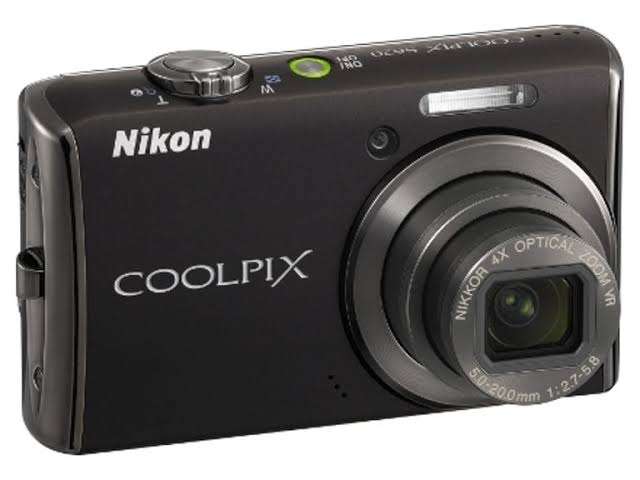 Nikon Coolpix S620 - 12.2MP - 4x Zoom - Digital Camera