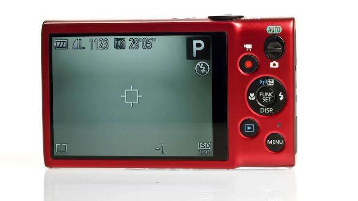 Canon IXUS 140 - 16MP - 8x Zoom - Digital Camera