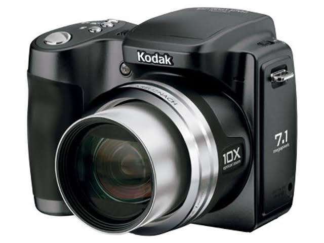 Kodak ZD710 - 7.1MP - 10x Zoom - Digital Camera