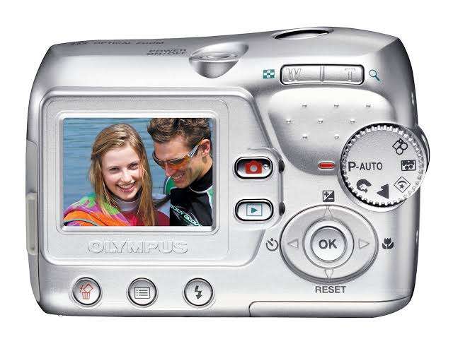 Olympus FE-100 - 4MP - 3x Zoom - Digital Camera
