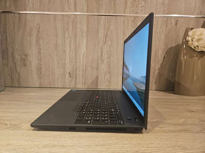Lenovo ThinkPad L15  - i5 13th Gen - 8 GB RAM - 1 TB SSD - WARRANTY