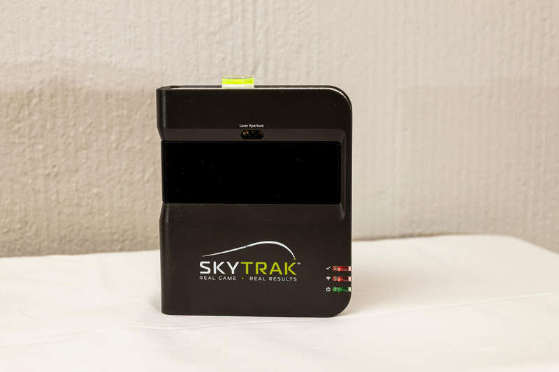 SkyTrak Golf Launch monitor & simulator