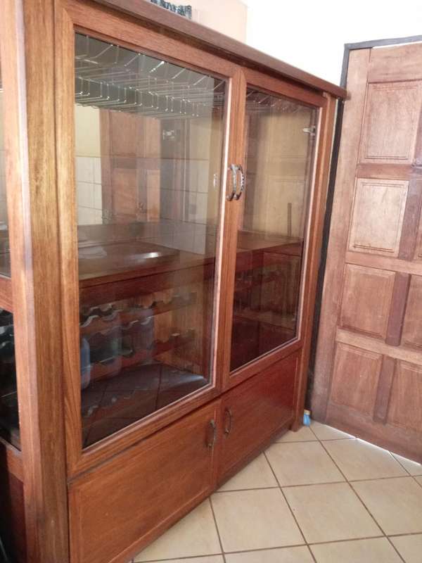 Okavango entertainment cabinet