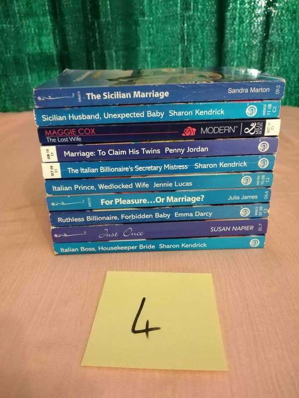10 Assorted Mills and Boon Modern Stories