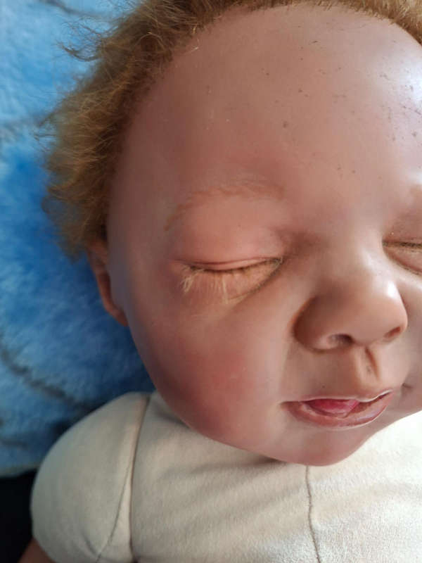 Life-like silicone "Reborn Baby " Doll